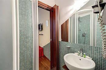 Affittacamere Residenza Domizia 3*